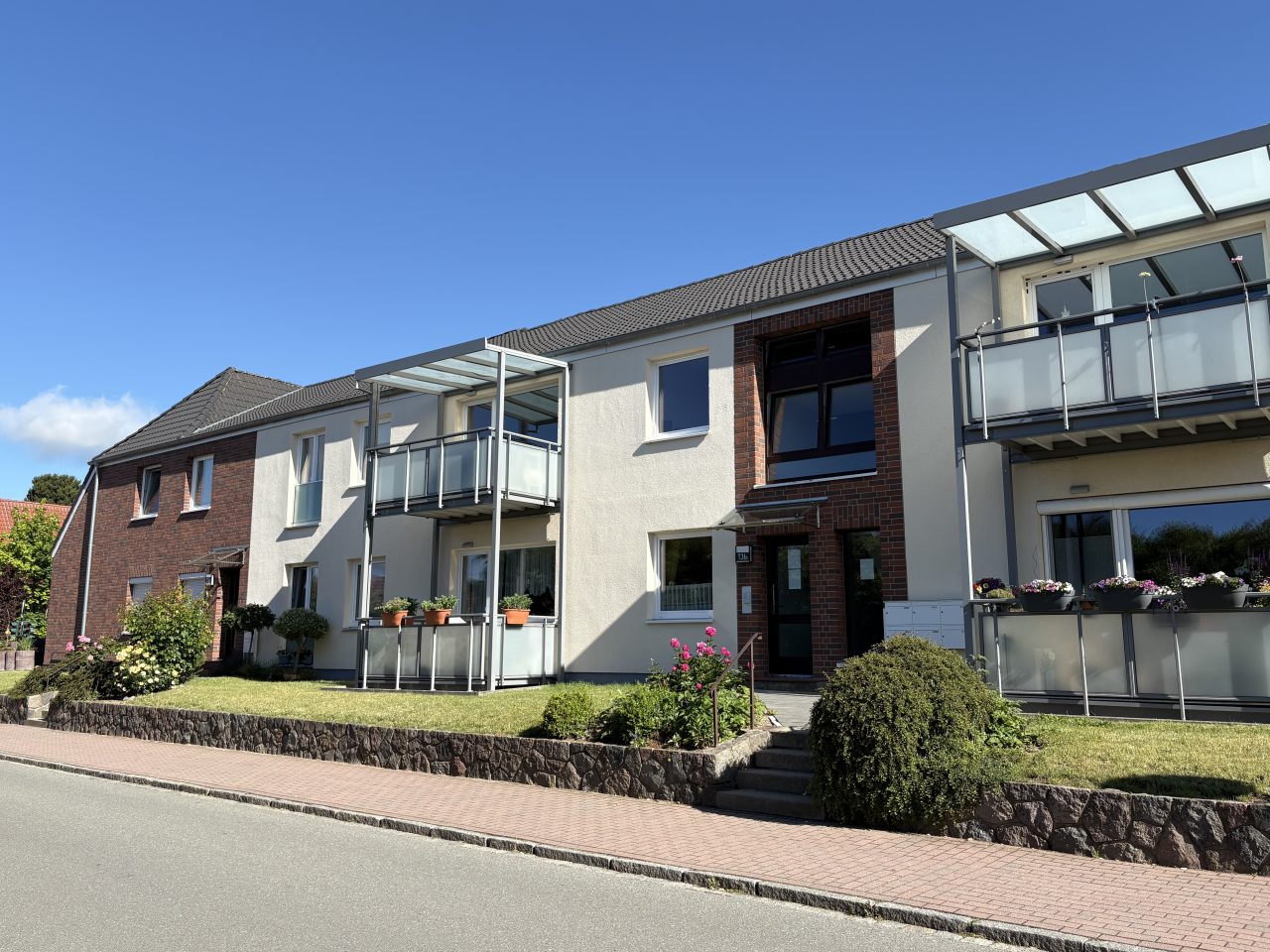Investieren in guter Lage: Vermietete Eigentumswohnung in Neustadt i.H.